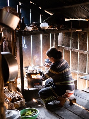 Improving rural health with cookstoves that cut emissions