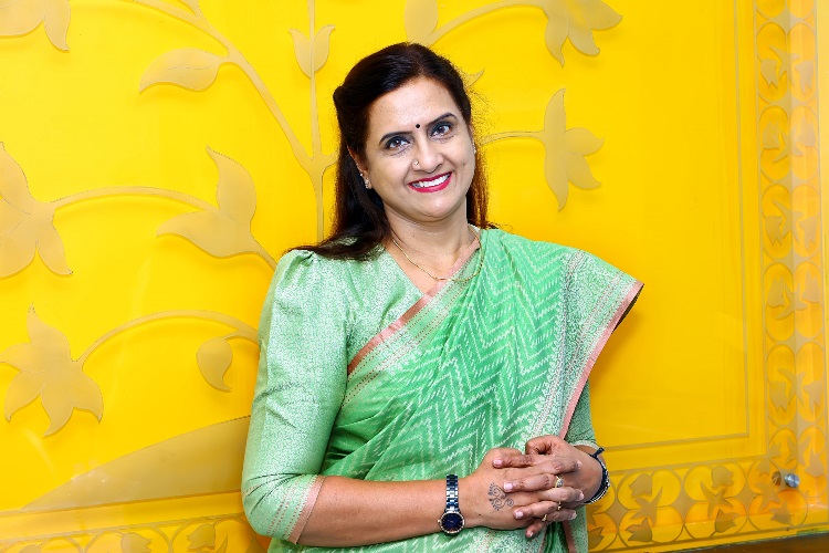 Dr Saundarya Rajesh